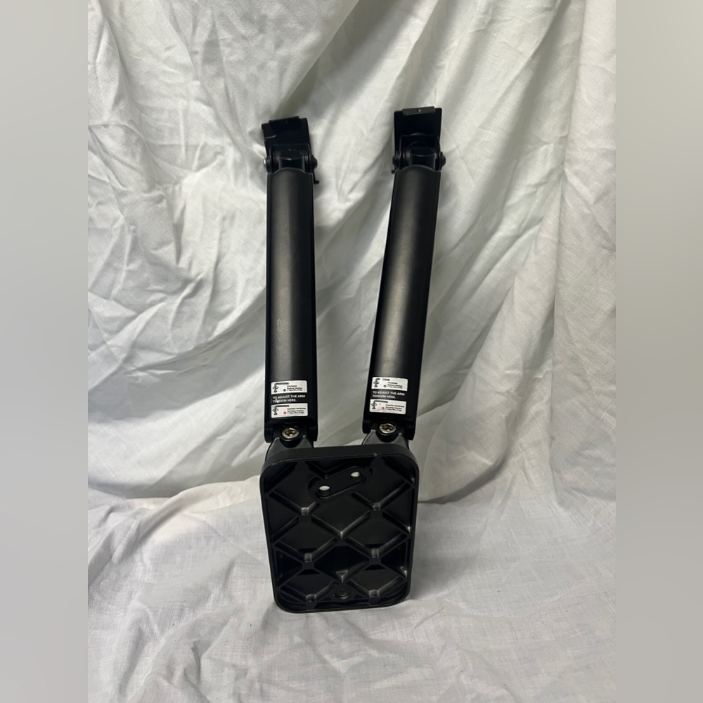 Dual Monitor Wall Mount